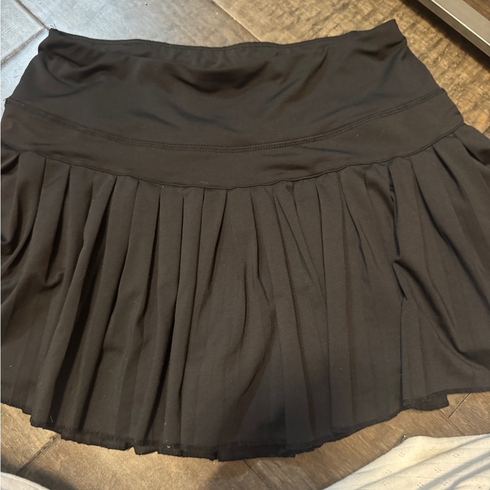 gold hinge skirt
